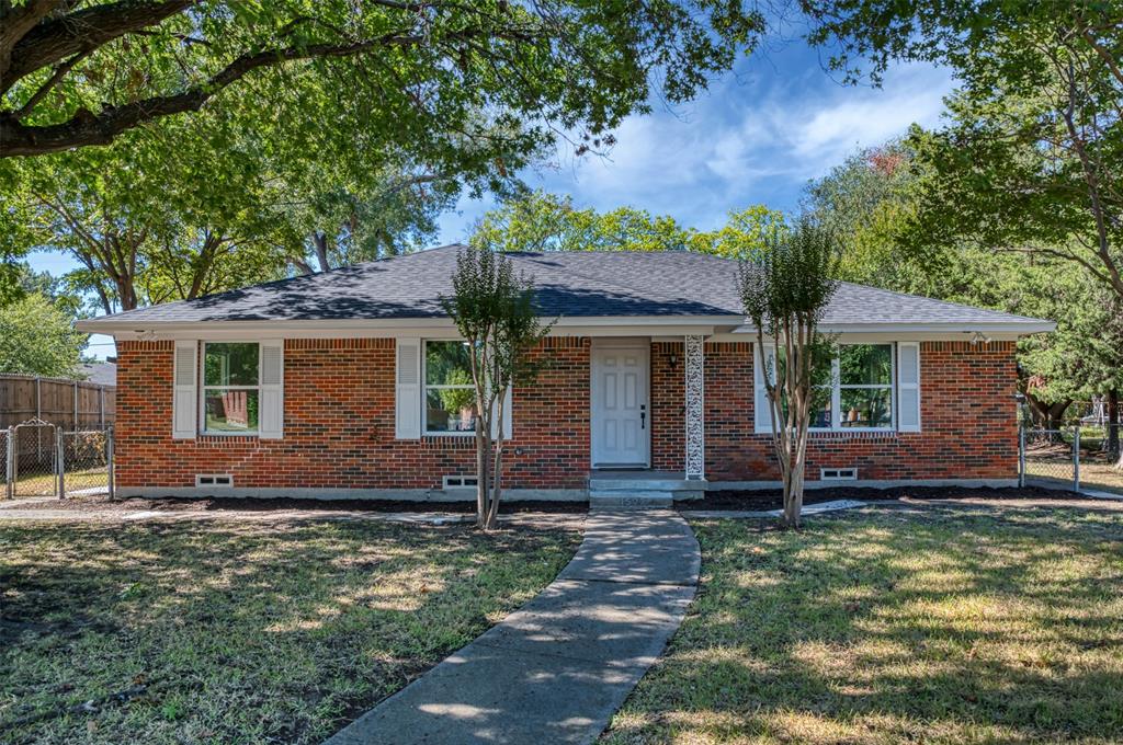 1522 Gillette Circle, Dallas, TX 75217