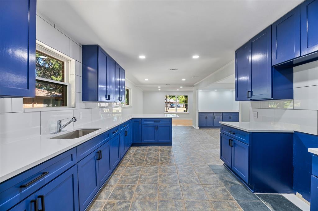1522 Gillette Circle, Dallas, TX 75217