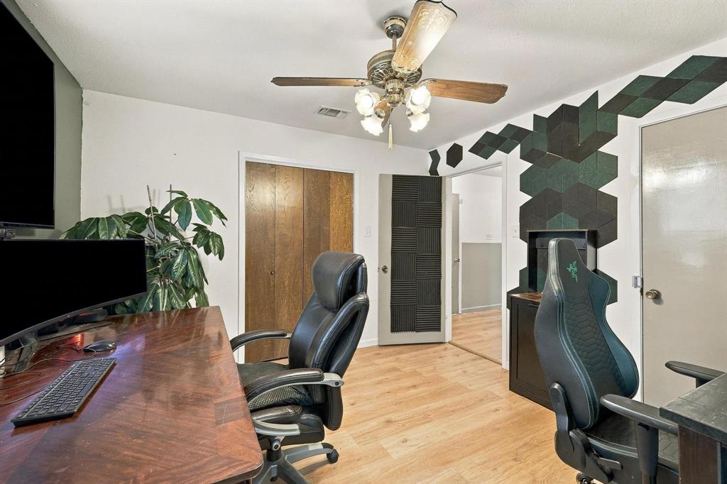 1908 Nancy Lea Drive, Bonham, TX 75418