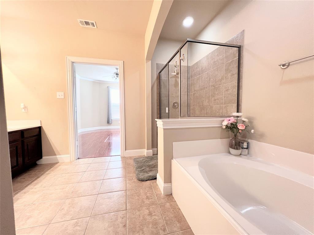 436 Fuente, Irving, TX 75039