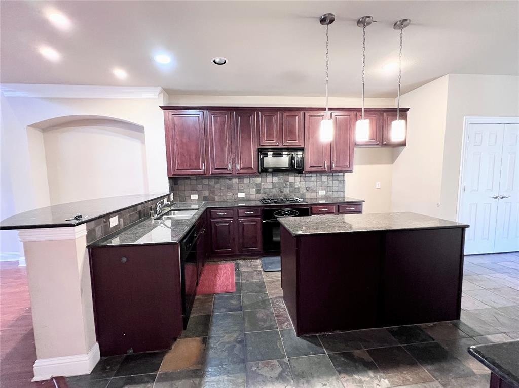 436 Fuente, Irving, TX 75039 436 Fuente, Irving, TX 75039