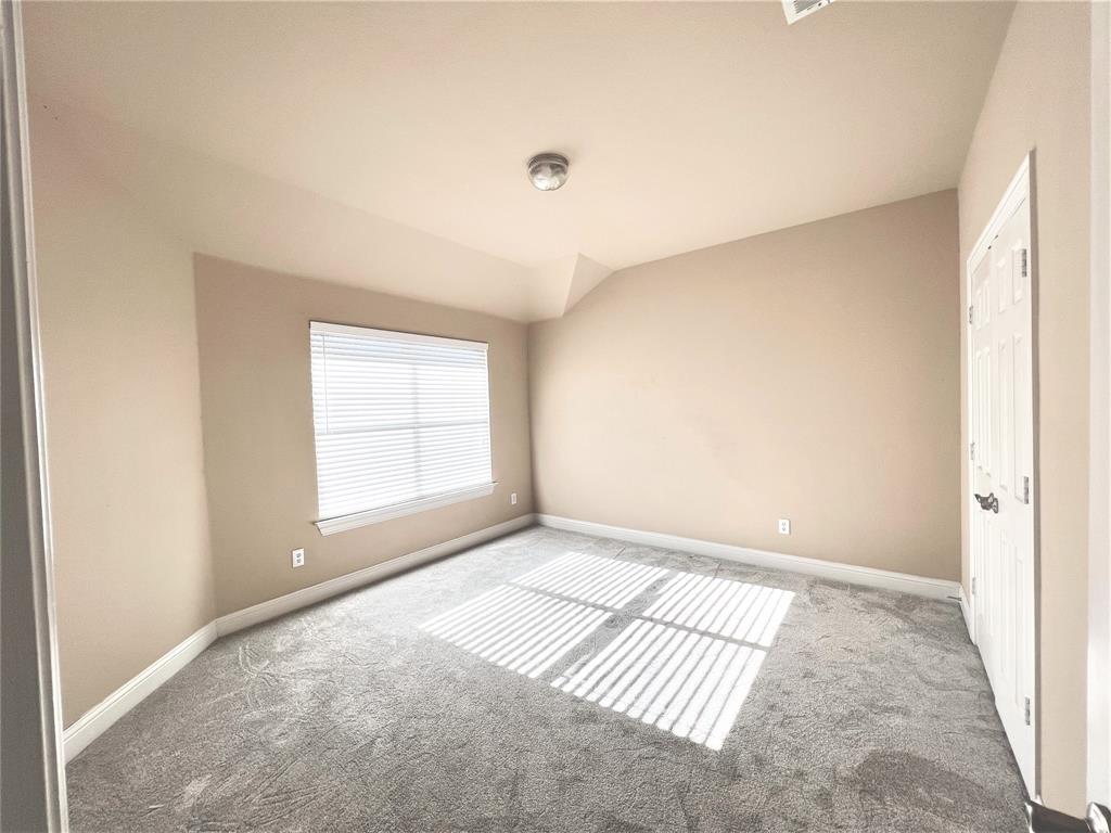 436 Fuente, Irving, TX 75039