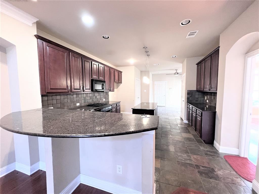 436 Fuente, Irving, TX 75039 436 Fuente, Irving, TX 75039
