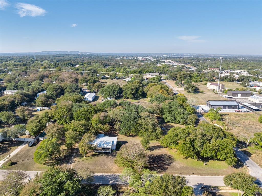 404 Cleveland Road, Granbury, TX 76049