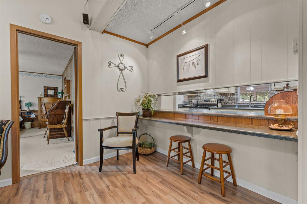 404 Cleveland Road, Granbury, TX 76049