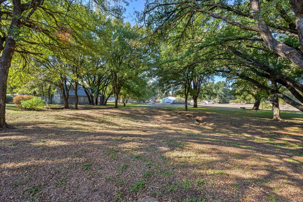 404 Cleveland Road, Granbury, TX 76049
