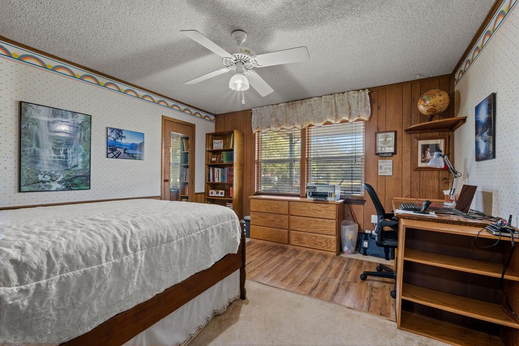 404 Cleveland Road, Granbury, TX 76049