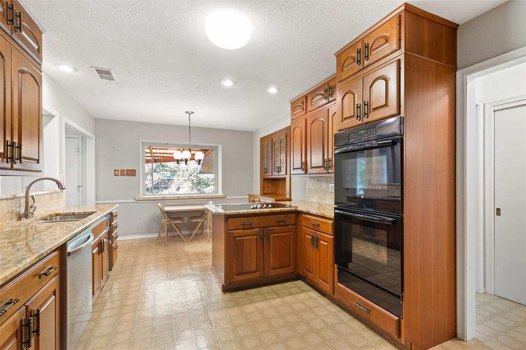 7010 S Janmar Drive, Dallas, TX 75230