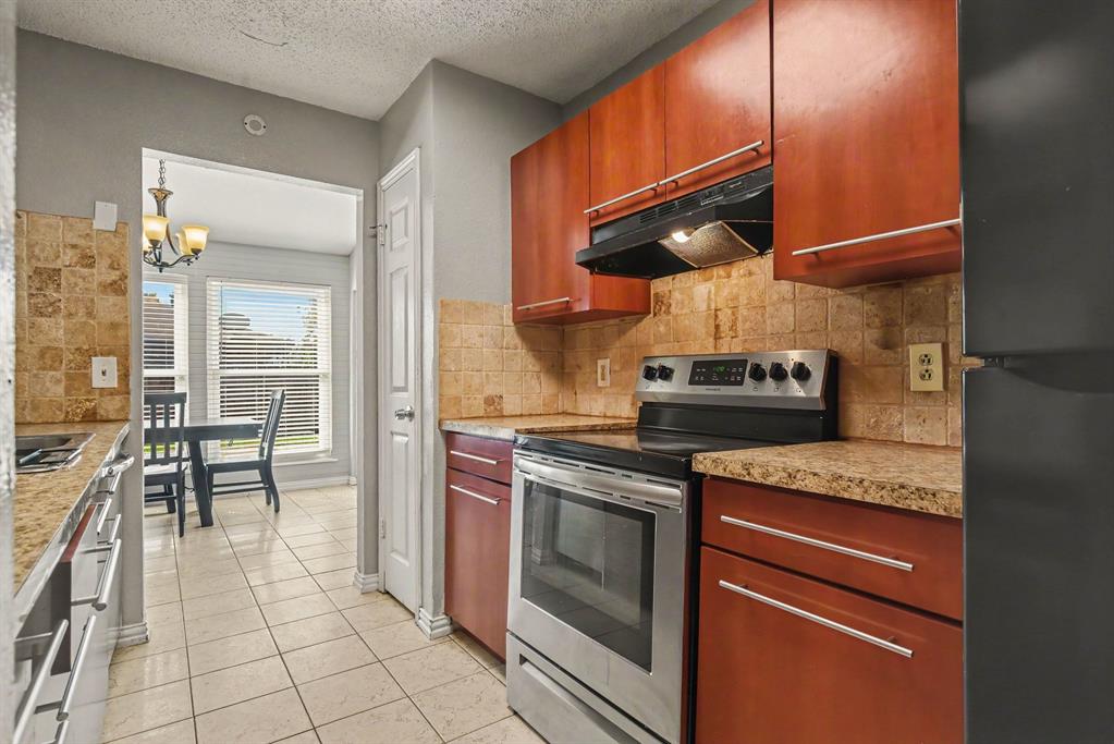 1633 Windsor Drive, Mesquite, TX 75149