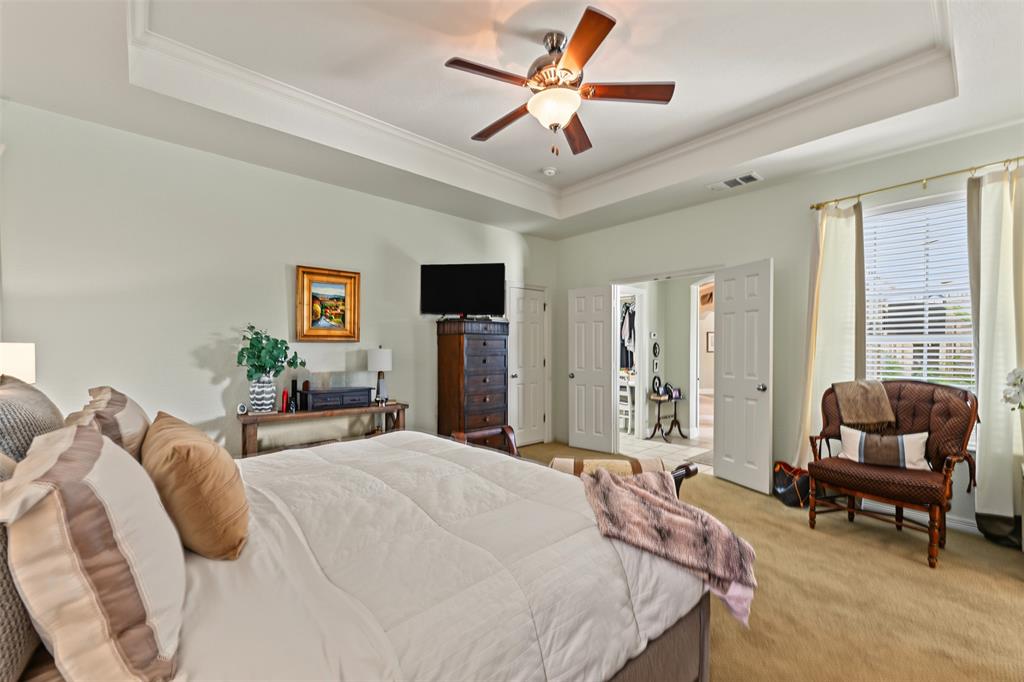 8955 Leslie Court, Benbrook, TX 76126