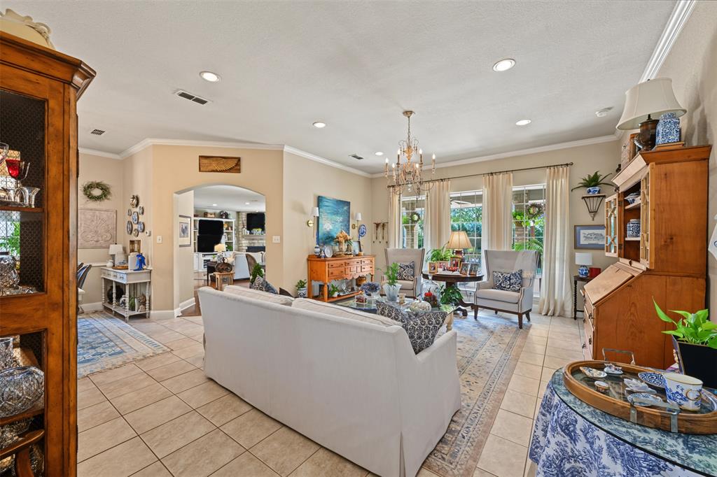 8955 Leslie Court, Benbrook, TX 76126