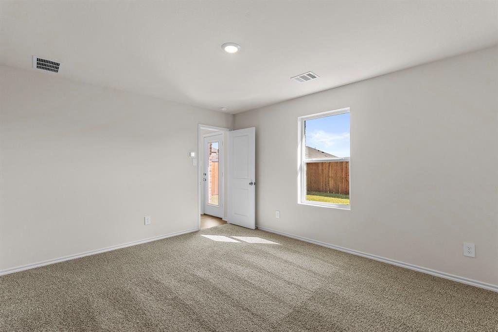 1811 Teton River Drive, Blue Ridge, TX 75424