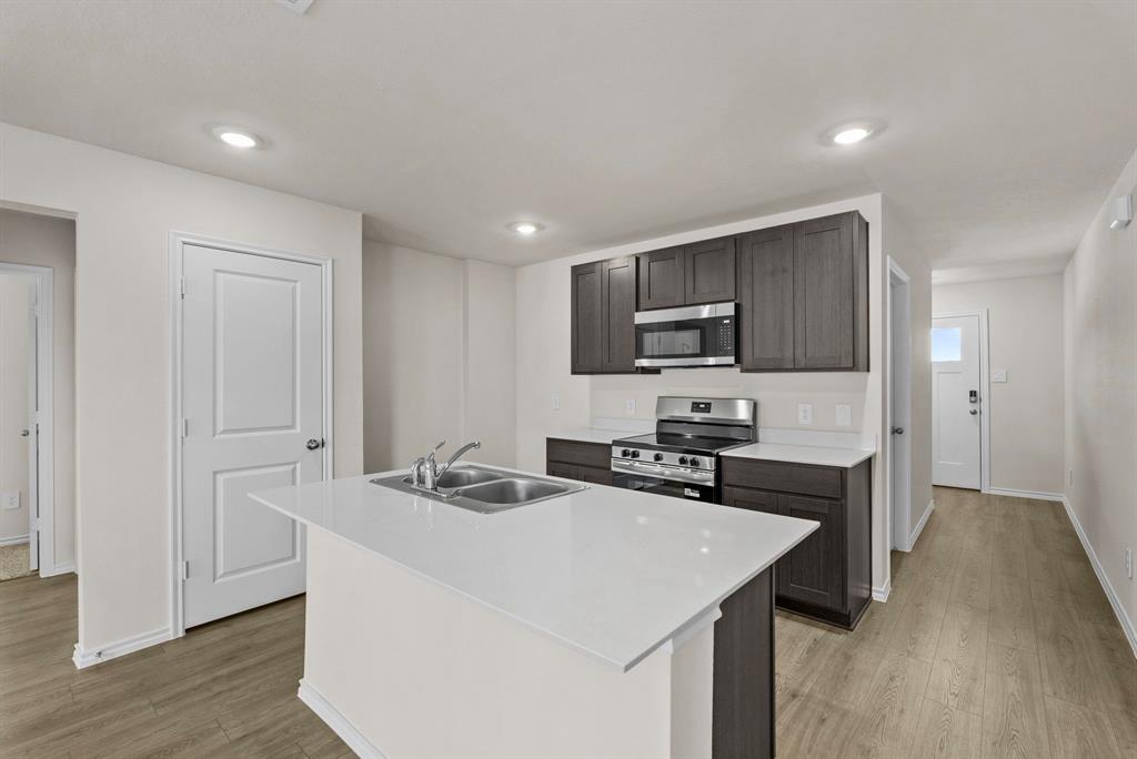 1811 Teton River Drive, Blue Ridge, TX 75424