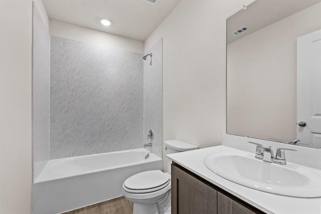 1811 Teton River Drive, Blue Ridge, TX 75424
