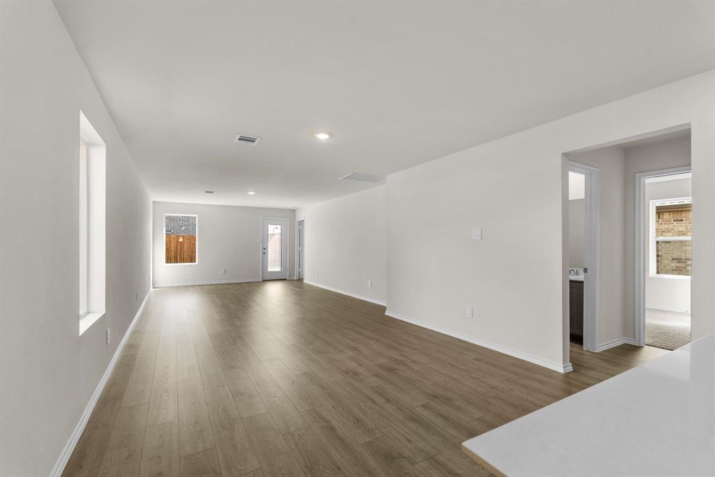 1811 Teton River Drive, Blue Ridge, TX 75424