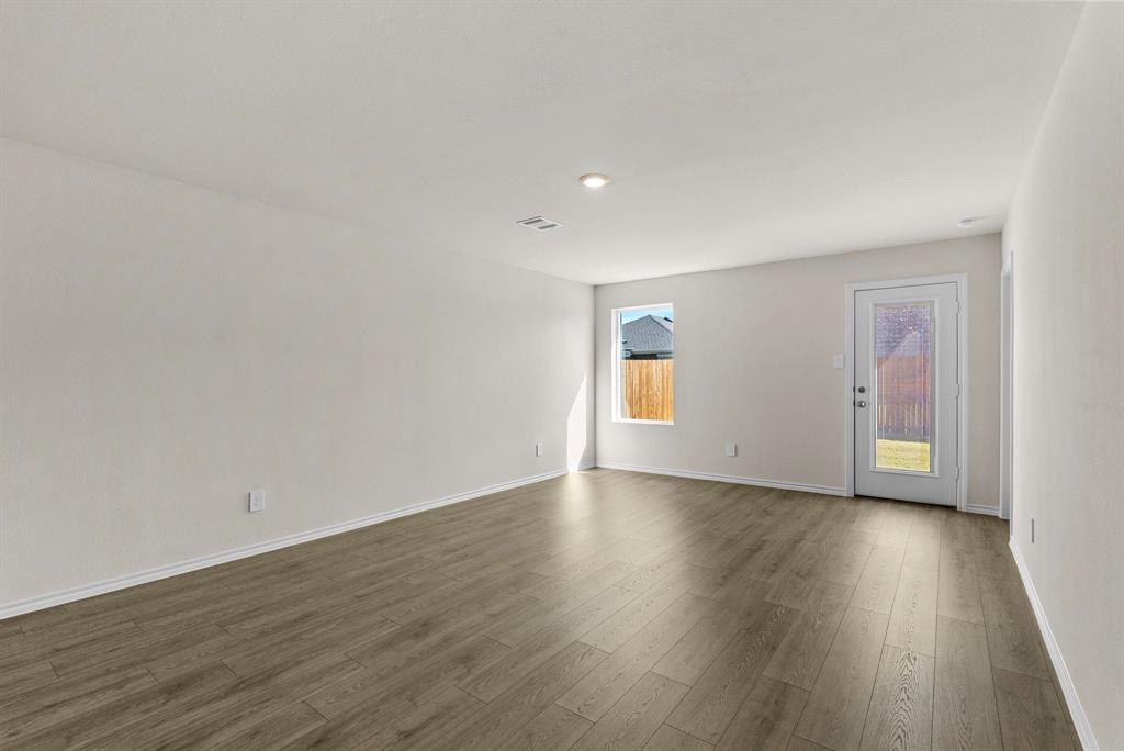 1811 Teton River Drive, Blue Ridge, TX 75424