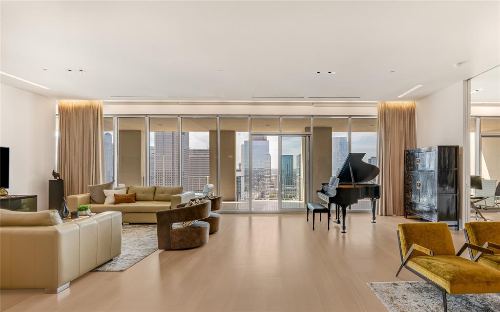 1717 Arts Plaza, #2303, Dallas, TX 75201
