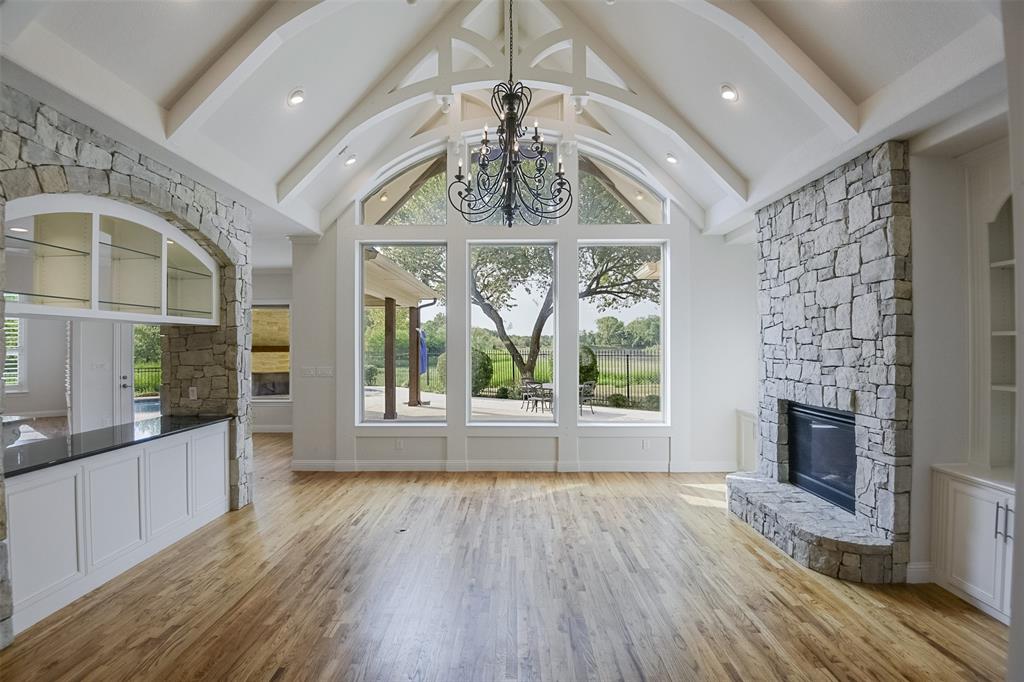 228 Katy Lake Drive, Waxahachie, TX 75165