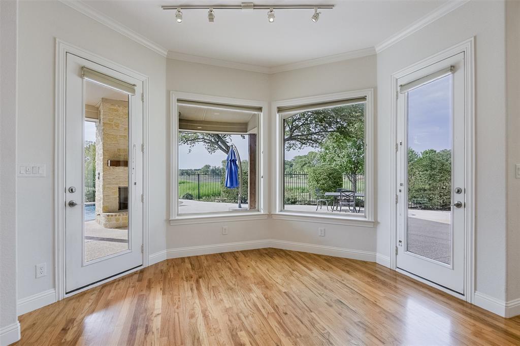 228 Katy Lake Drive, Waxahachie, TX 75165