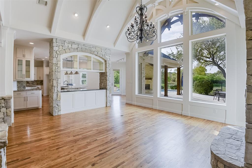 228 Katy Lake Drive, Waxahachie, TX 75165