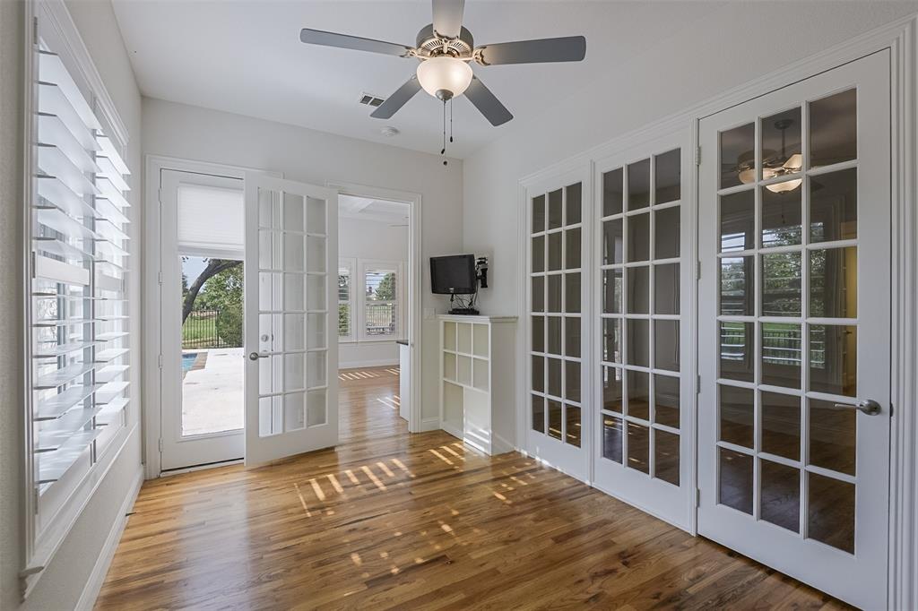 228 Katy Lake Drive, Waxahachie, TX 75165