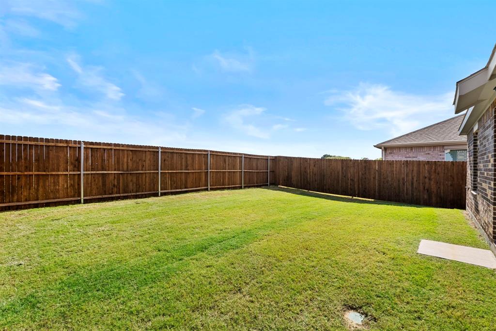1805 Potomac Lane, Blue Ridge, TX 75424