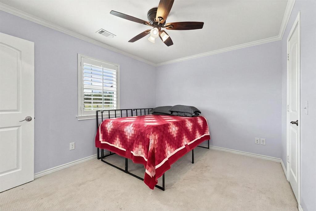 1422 County Road 377, Van Alstyne, TX 75495