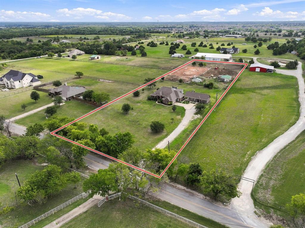 1422 County Road 377, Van Alstyne, TX 75495