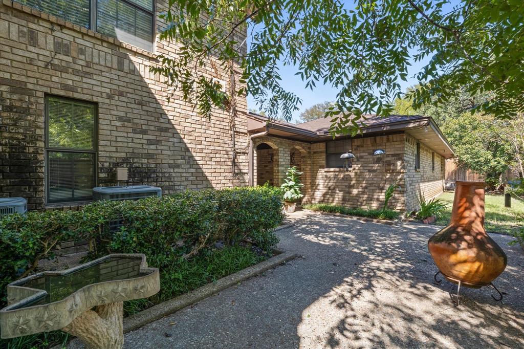 4201 N 19th Street, Waco, TX 76708