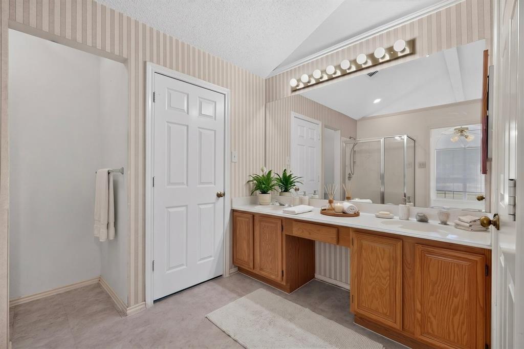 2318 Bent Bow Drive, Garland, TX 75044