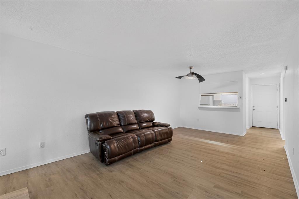 6050 Melody Lane, #227, Dallas, TX 75231 6050 Melody Lane, #227, Dallas, TX 75231