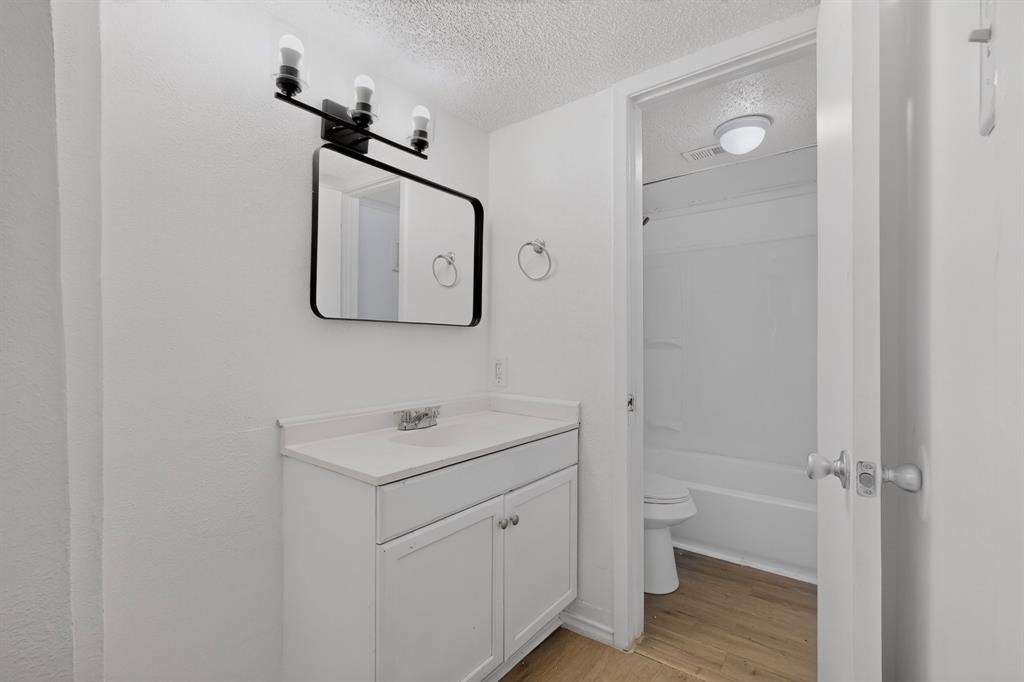 6050 Melody Lane, #227, Dallas, TX 75231