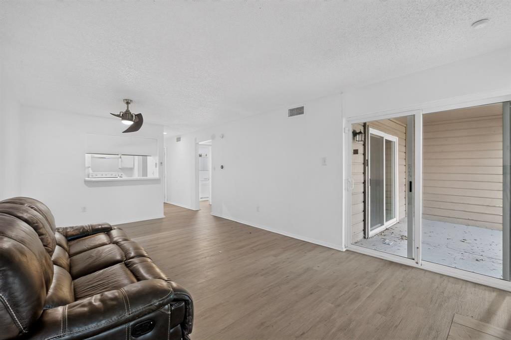 6050 Melody Lane, #227, Dallas, TX 75231 6050 Melody Lane, #227, Dallas, TX 75231