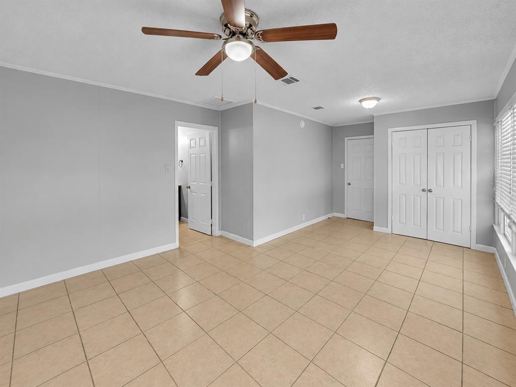 864 Lost Gold Road, Waco, TX 76708