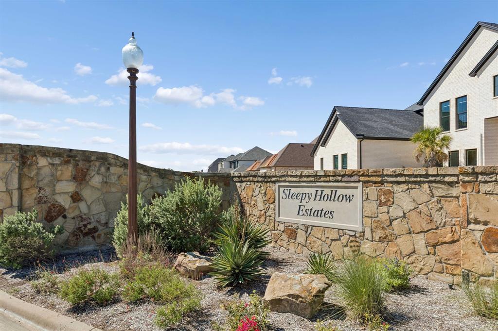 1103 Estate Drive, Ennis, TX 75119