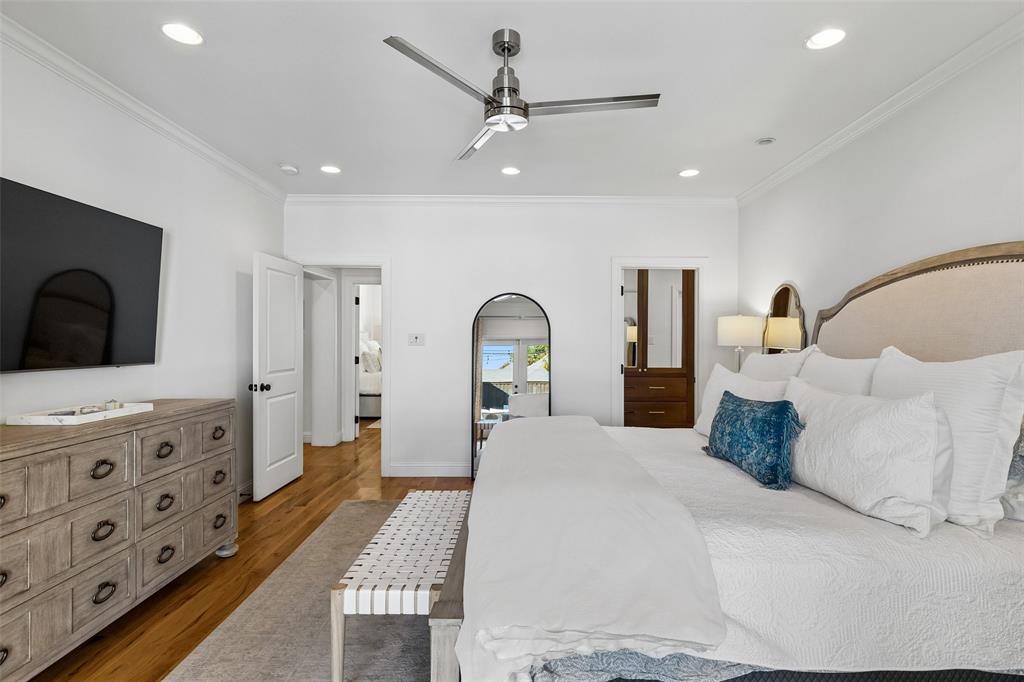 560 Northlake Drive, Dallas, TX 75218