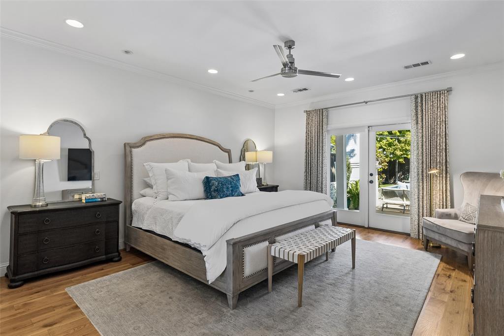 560 Northlake Drive, Dallas, TX 75218