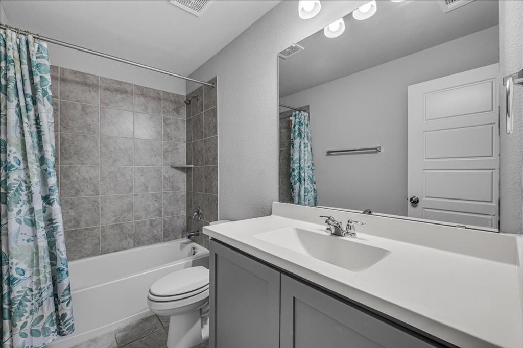 5341 waterview Court, Haltom City, TX 76137