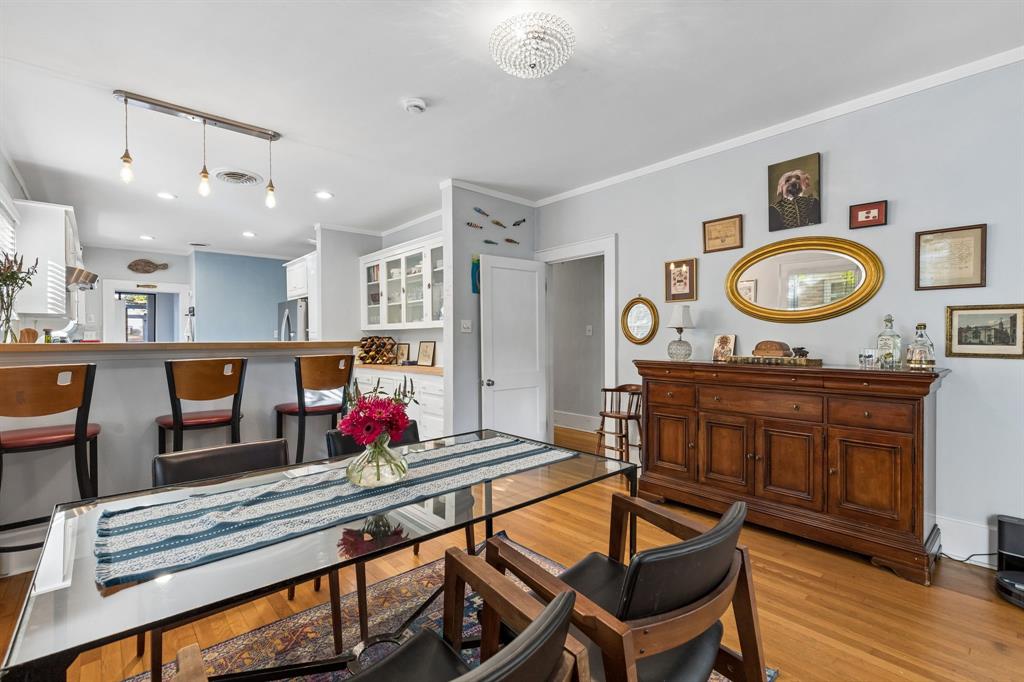 823 Kidd Springs Drive, Dallas, TX 75208 823 Kidd Springs Drive, Dallas, TX 75208