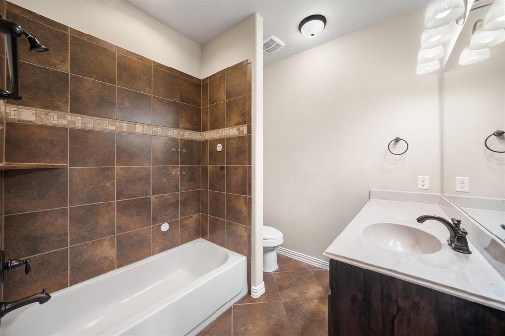200 Northstar Lane, Waxahachie, TX 75165 200 Northstar Lane, Waxahachie, TX 75165