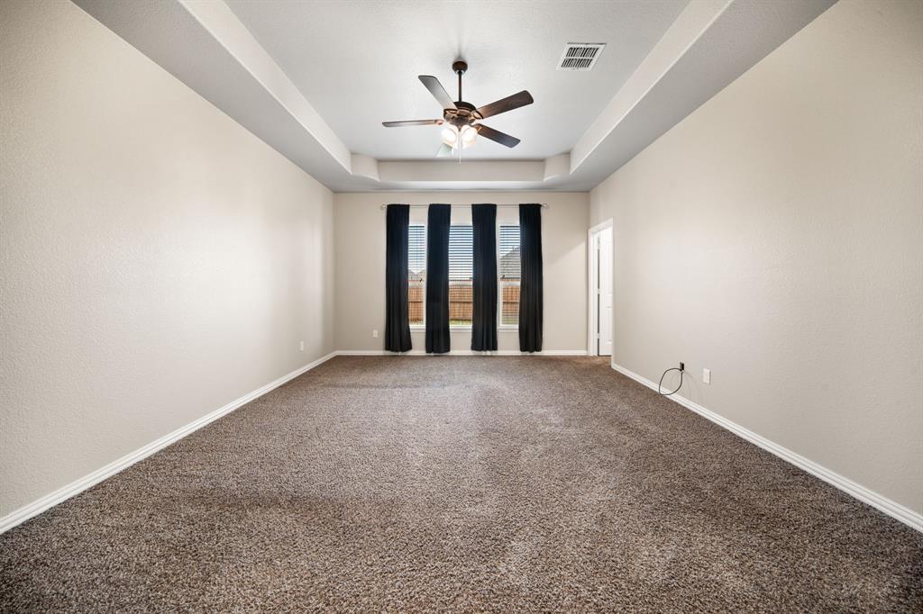 200 Northstar Lane, Waxahachie, TX 75165