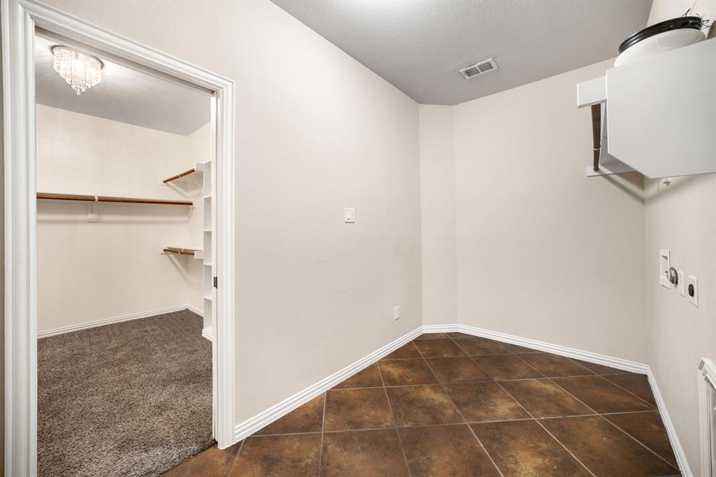 200 Northstar Lane, Waxahachie, TX 75165