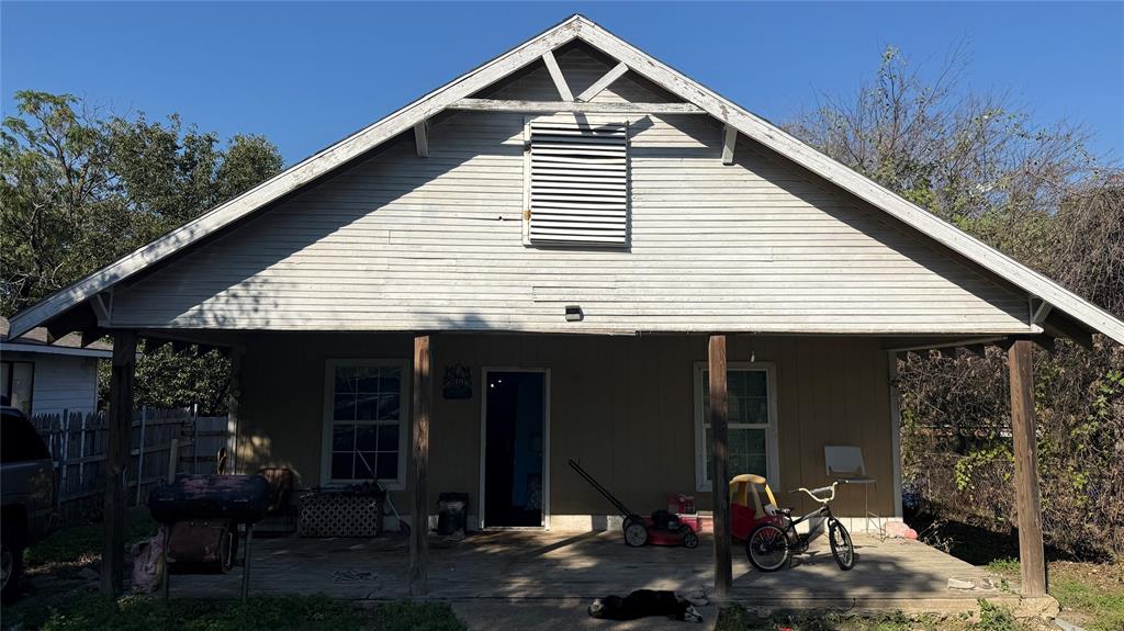 2419 Britton Drive, Dallas, TX 75216