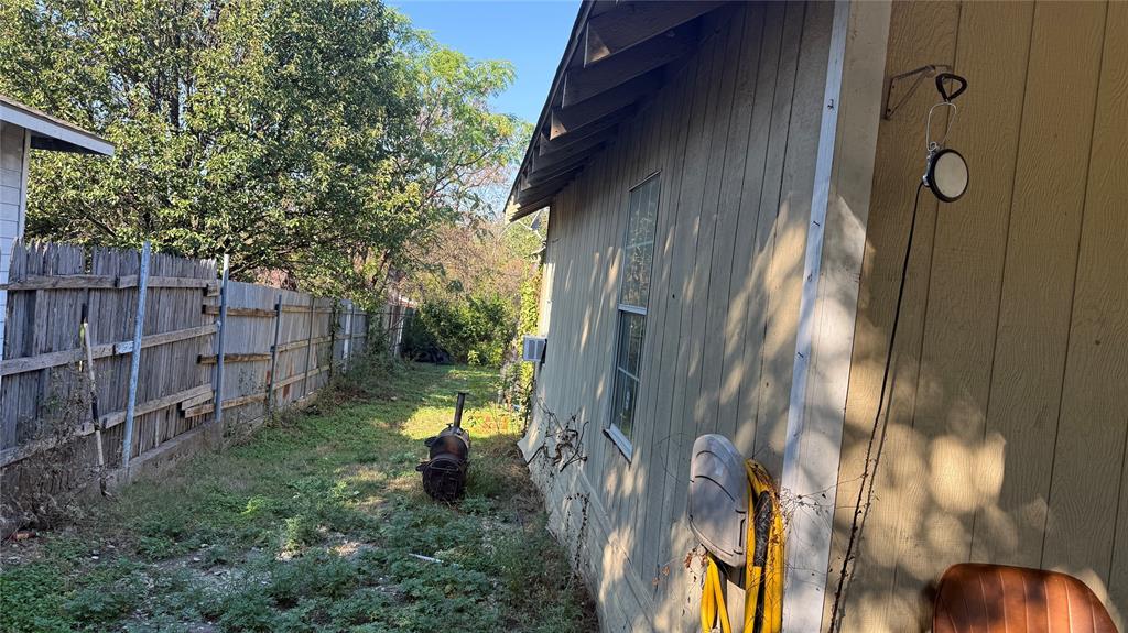 2419 Britton Drive, Dallas, TX 75216