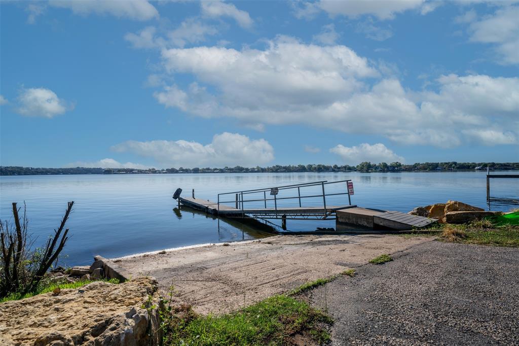 1118 Hidden Cove Trail, Granbury, TX 76049