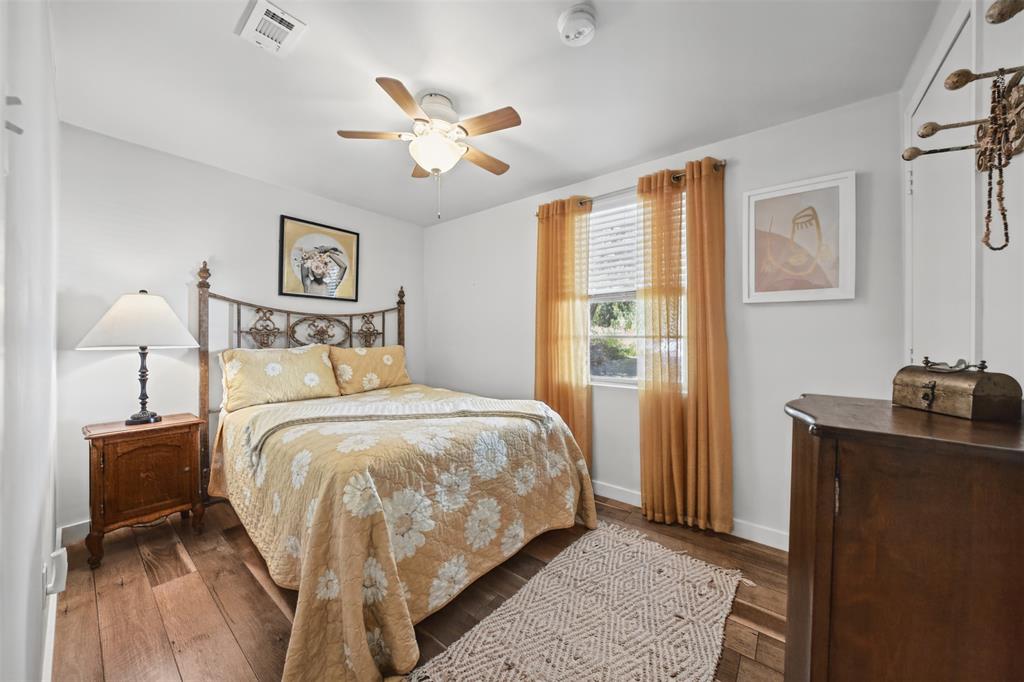 1118 Hidden Cove Trail, Granbury, TX 76049