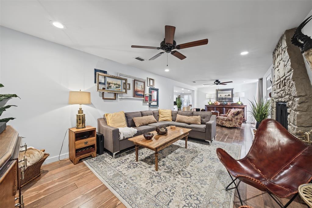 1118 Hidden Cove Trail, Granbury, TX 76049