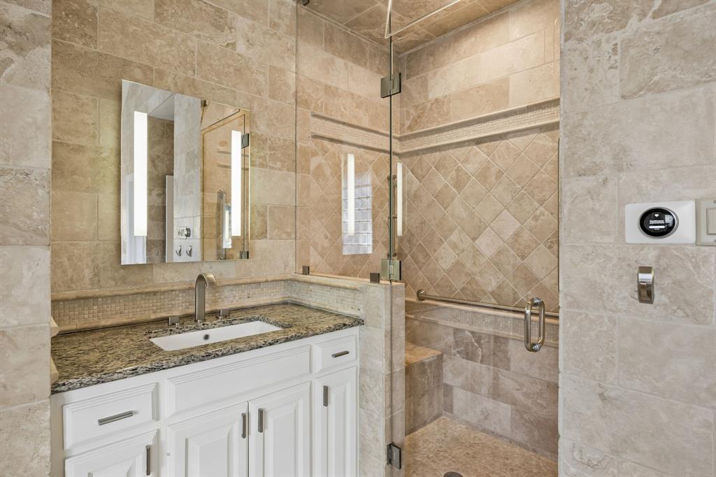 4013 Bobbin Lane, Addison, TX 75001