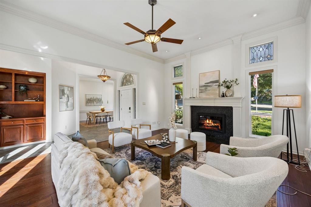 4013 Bobbin Lane, Addison, TX 75001