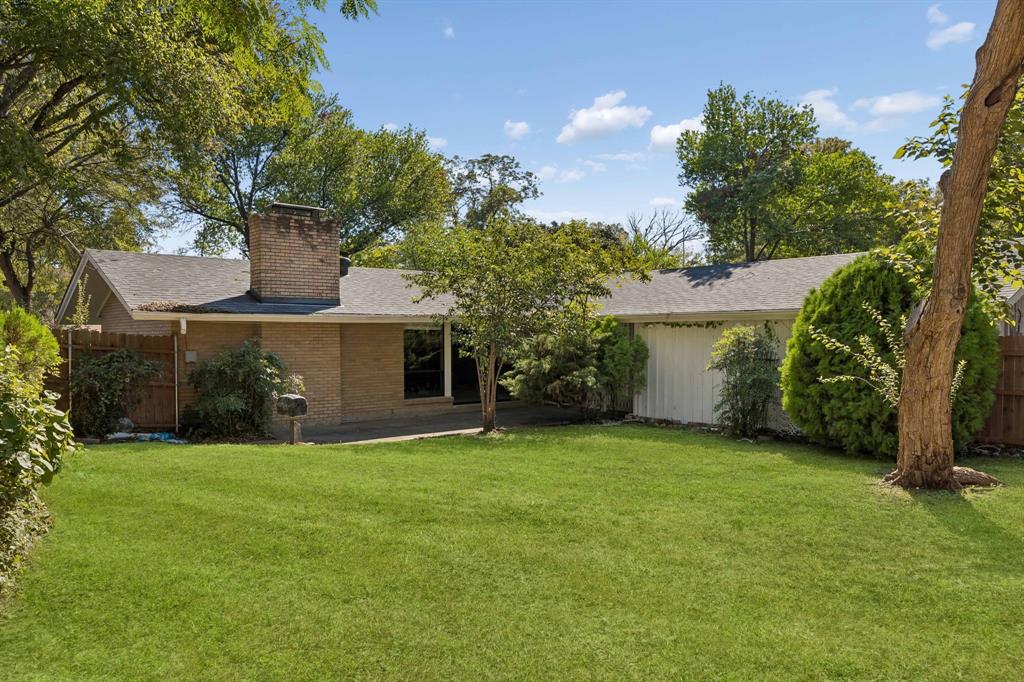 1747 W Red Bird Lane, Dallas, TX 75232